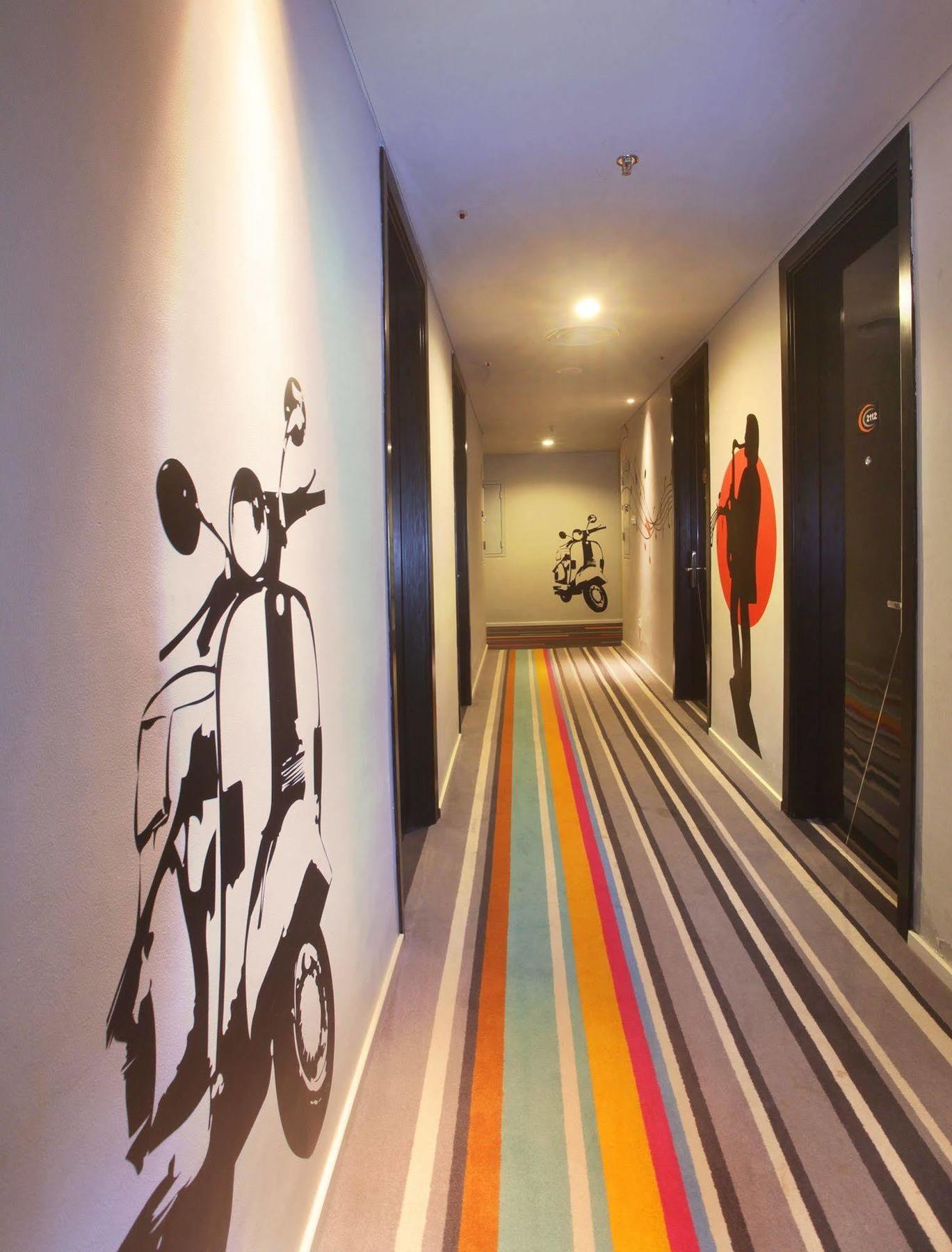 Cabin Hotel Yakarta Exterior foto
